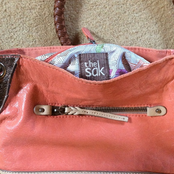 The Sak Indio coral toned bag leather woven strap - Picture 4 of 6